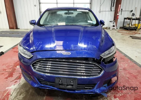 2015 Ford Fusion S z USA, uszkodzony, nr VIN 3FA6P0G79FR221636